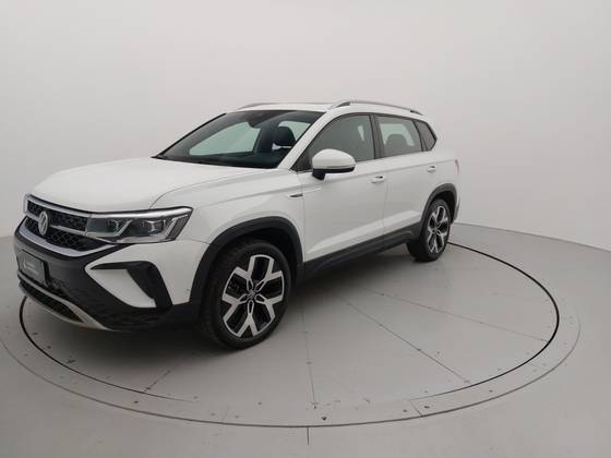 VOLKSWAGEN TAOS 1.4 250 TSI TOTAL FLEX HIGHLINE AUTOMÁTICO